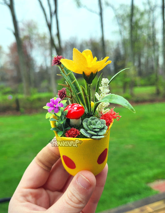 Mini Pokemon Egg Planters